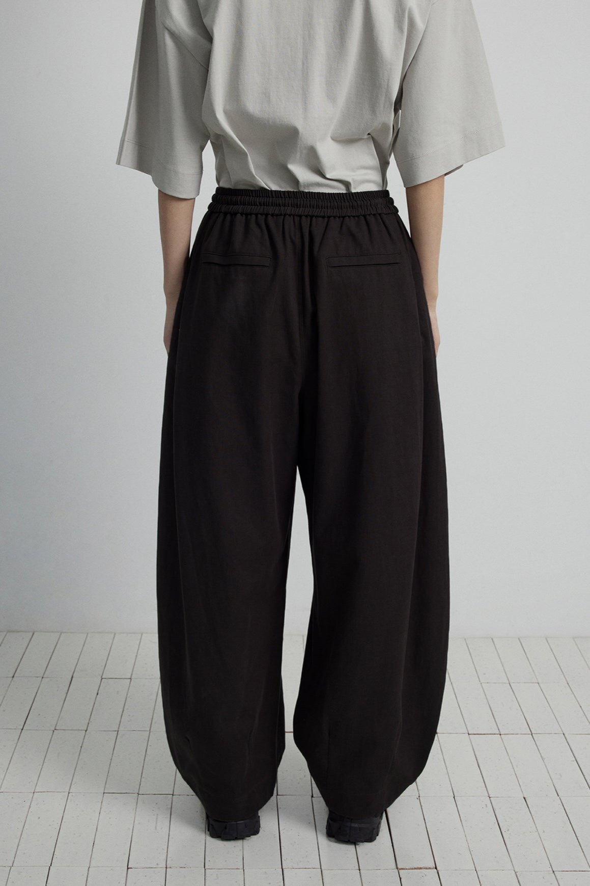 Relaxed balloon silhouette wide leg pants | 4 color