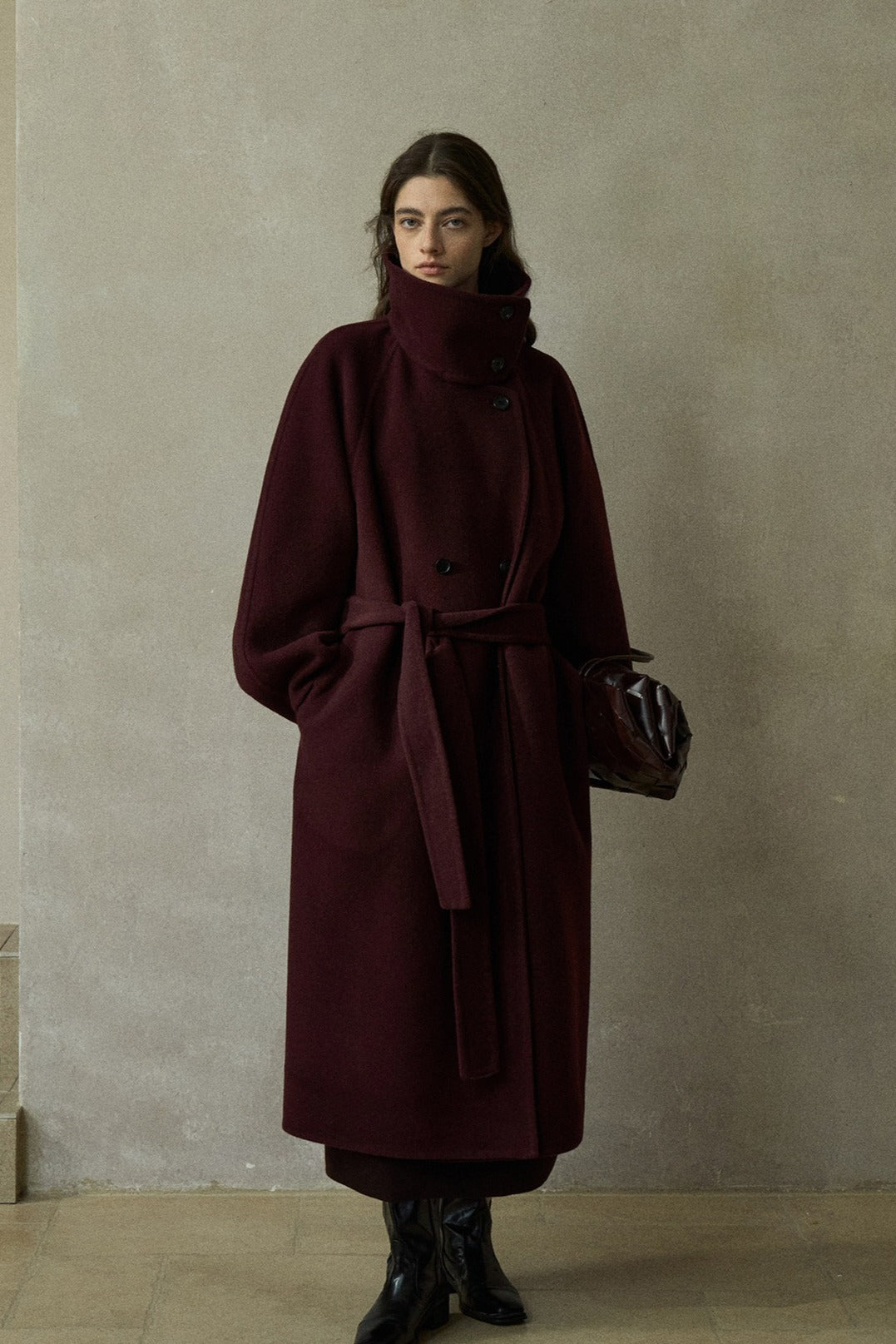 Wool blend loose-fit structured overcoat
