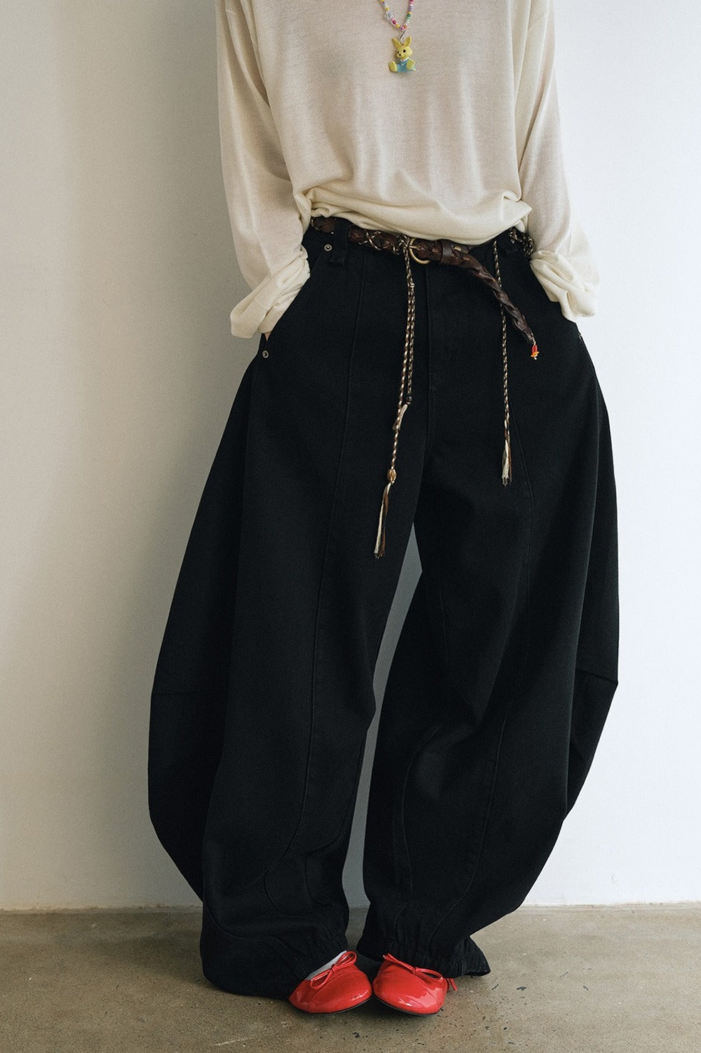Cotton blend super-stylish oversized jeans