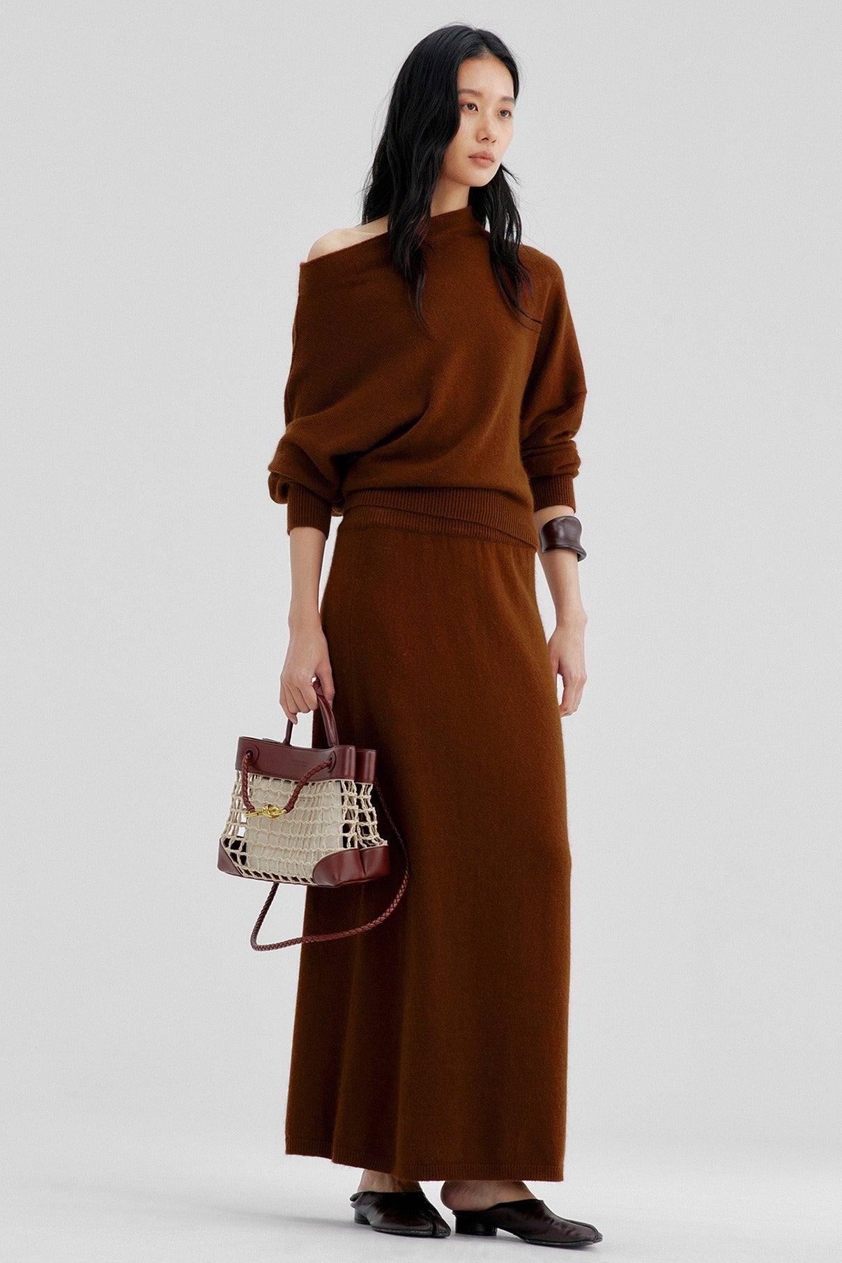 Soft and smooth flattering fit A-ling skirt | 2 color