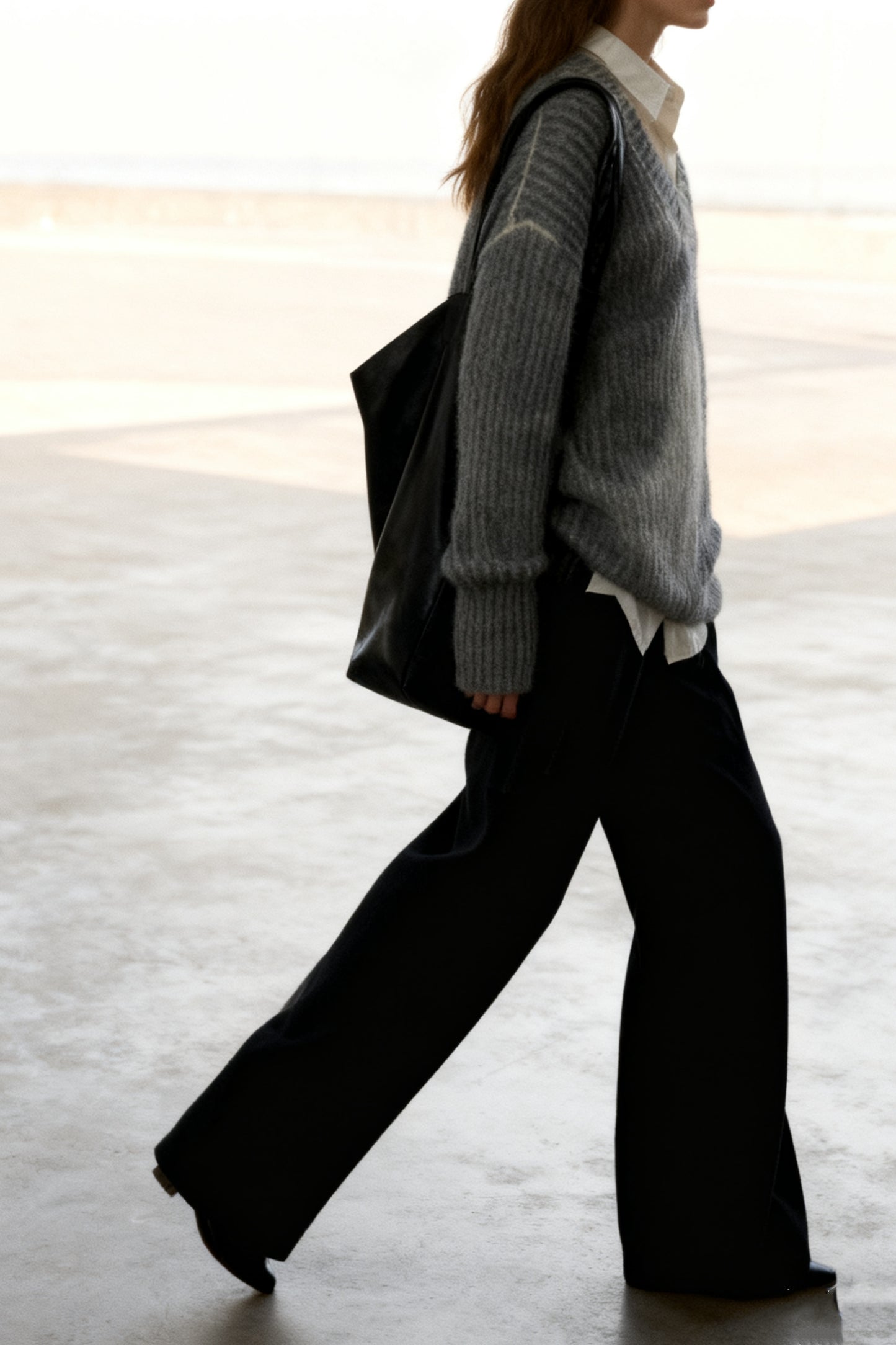 Chunky knit loose-fit V-neck drape sweater | 4 color