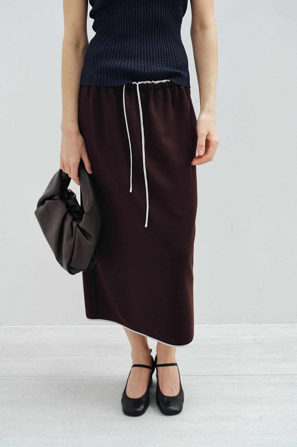Clean lines airy touch skirt | 3 color