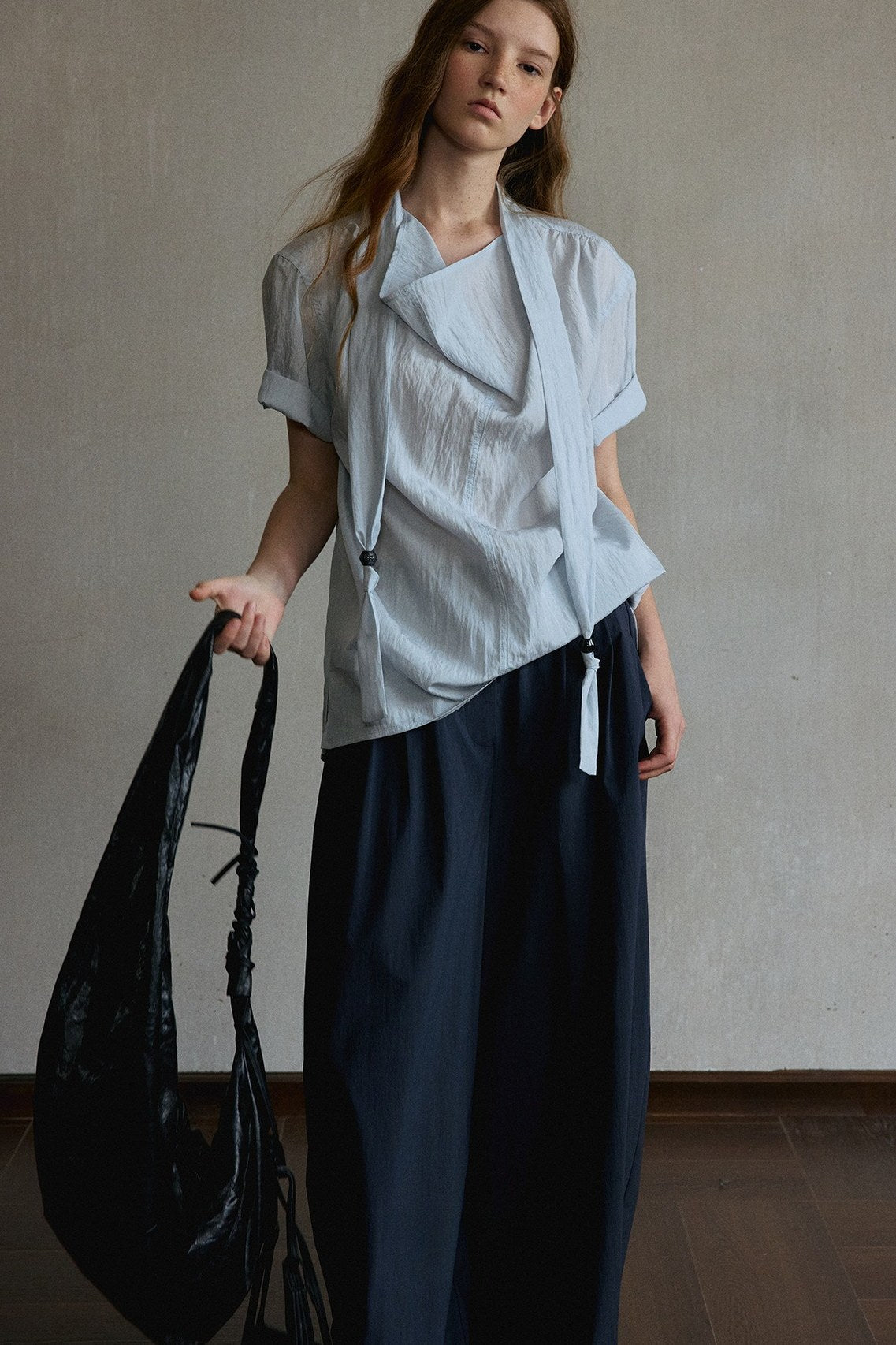 Tencel-Wrinkle draped neckline blouse | 5 color