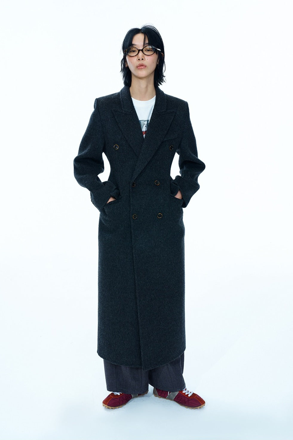 Hourglass-sculpted 100% wool coat | 3 color