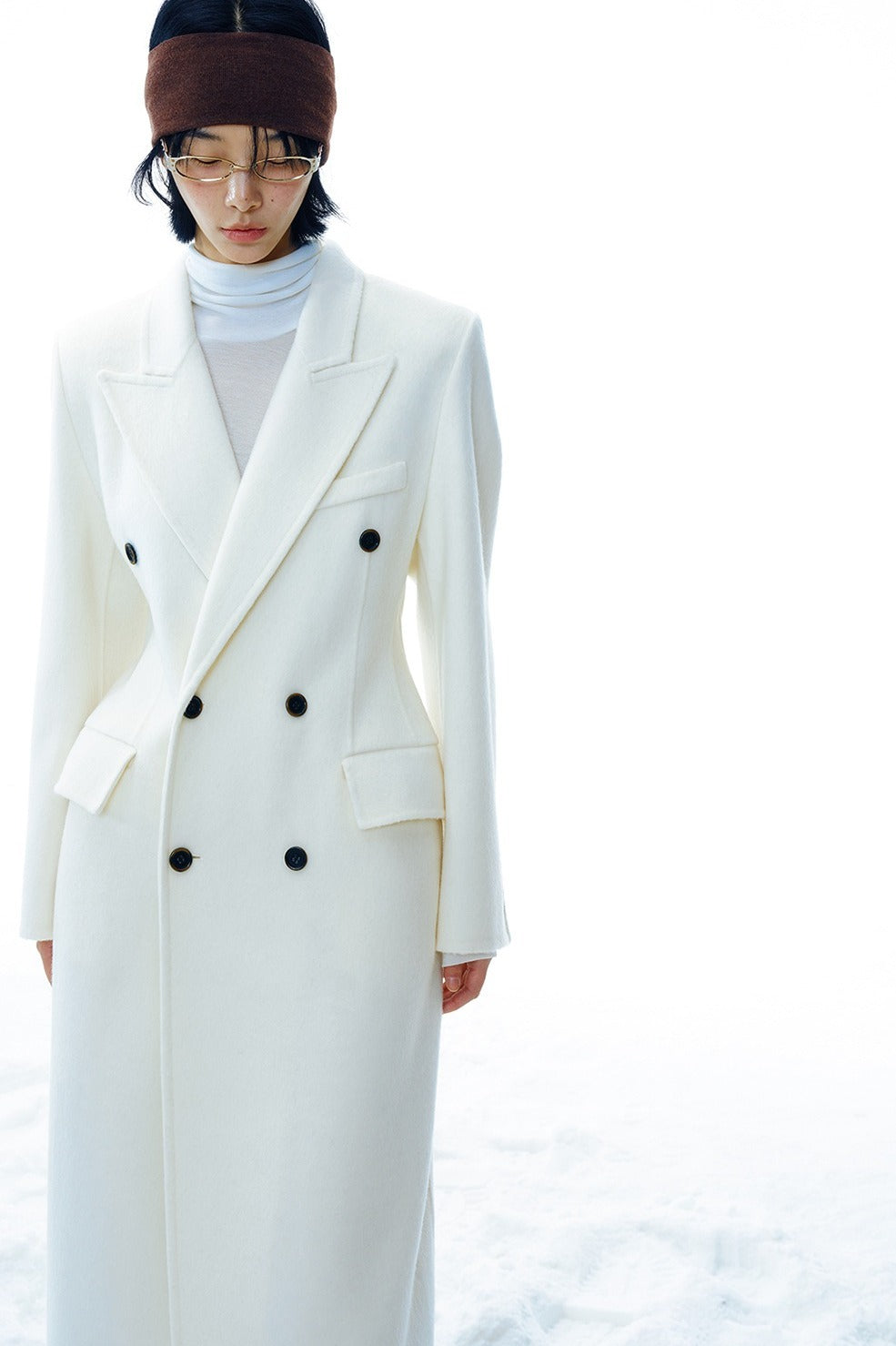 Hourglass-sculpted 100% wool coat | 3 color