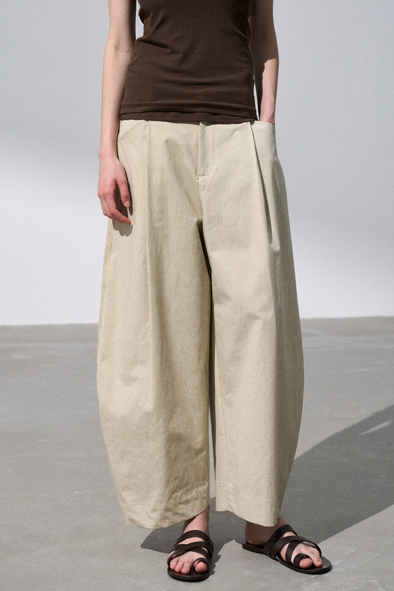Color frying capri length sickle shaped pants | 3 color