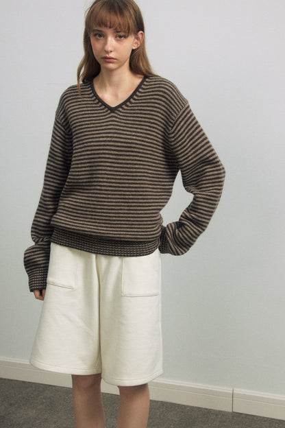 Pull col V à rayures contrastées en laine mélangée | 4 couleurs