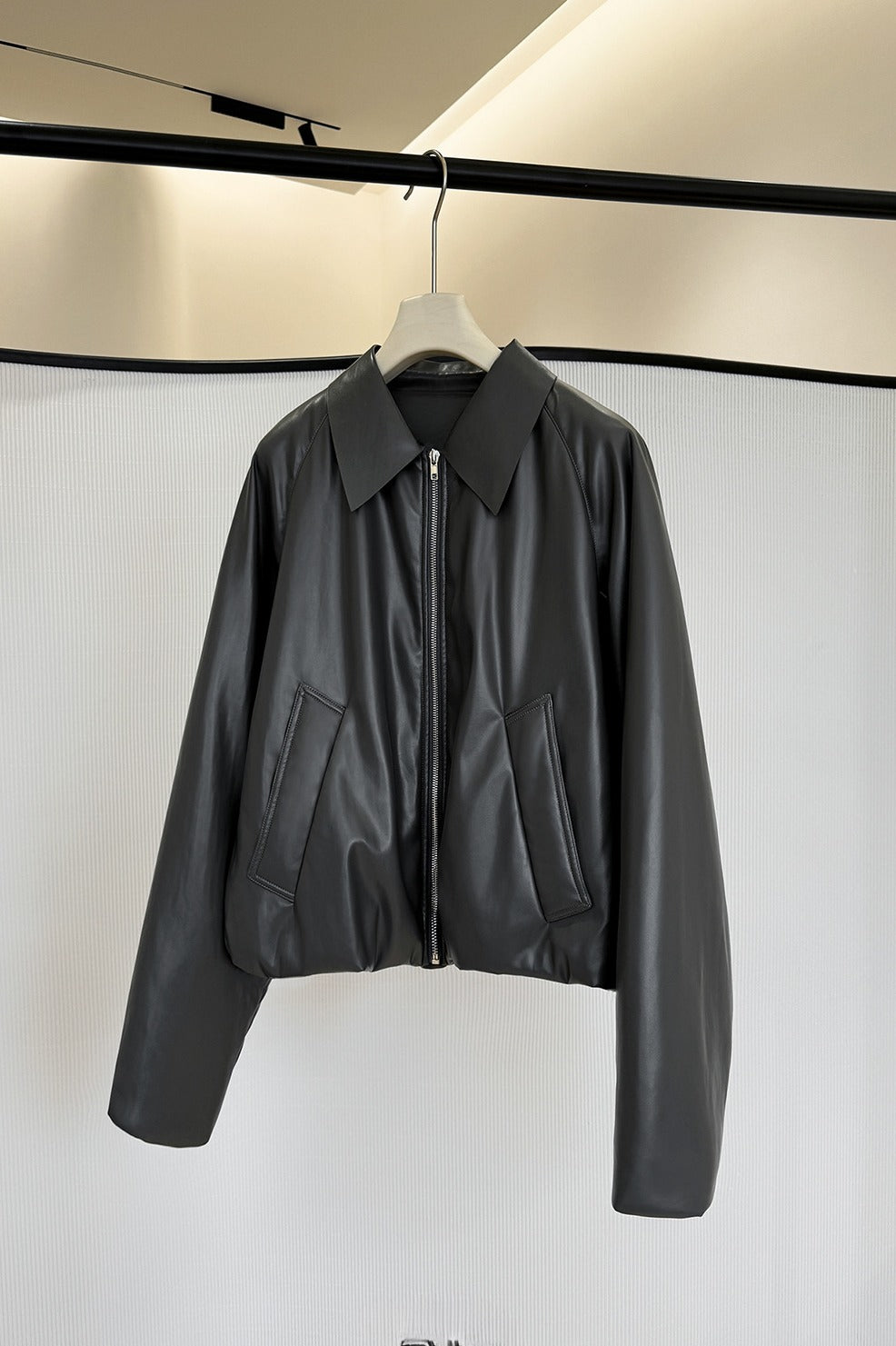 Sleek biker style padding PU jacket | 2 color