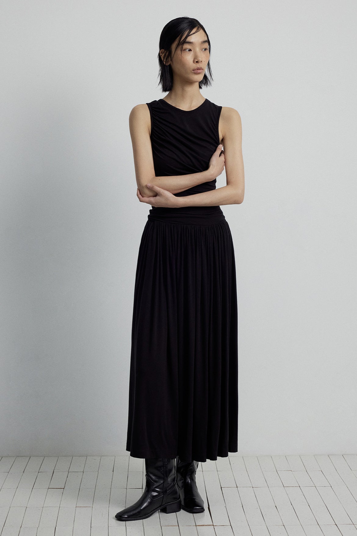 Elastic irregular pleated dress | 2 color