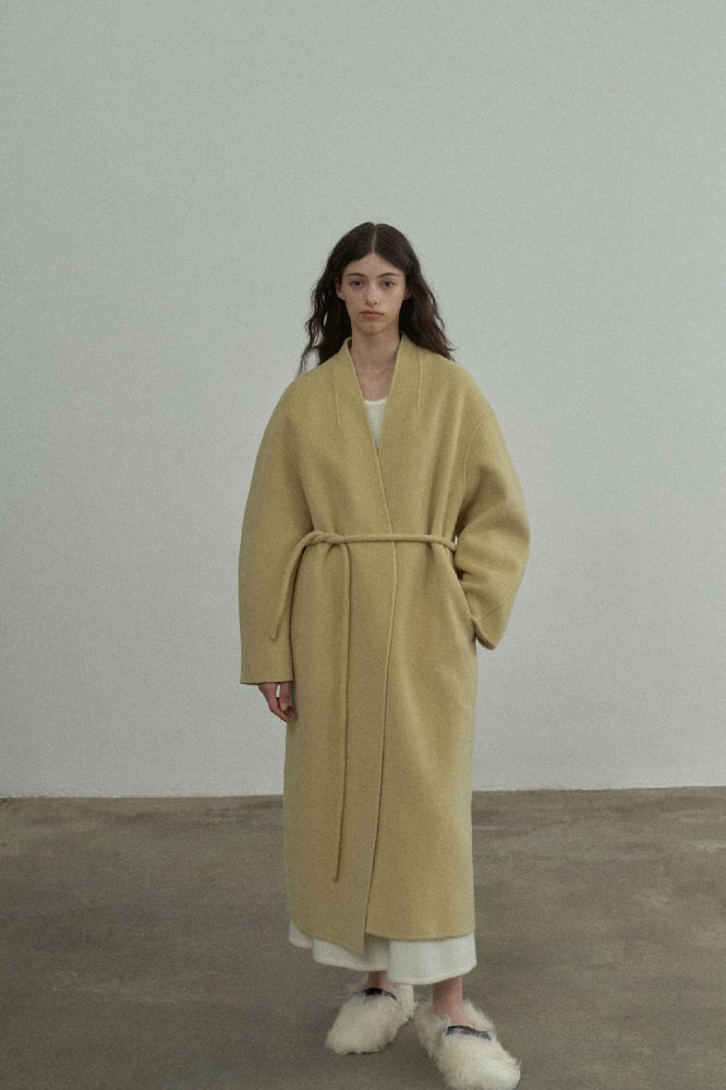 100% Wool loose-fit silhouette coat