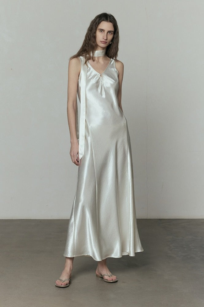 V-neck maxi glows dress with a tie| 3 color