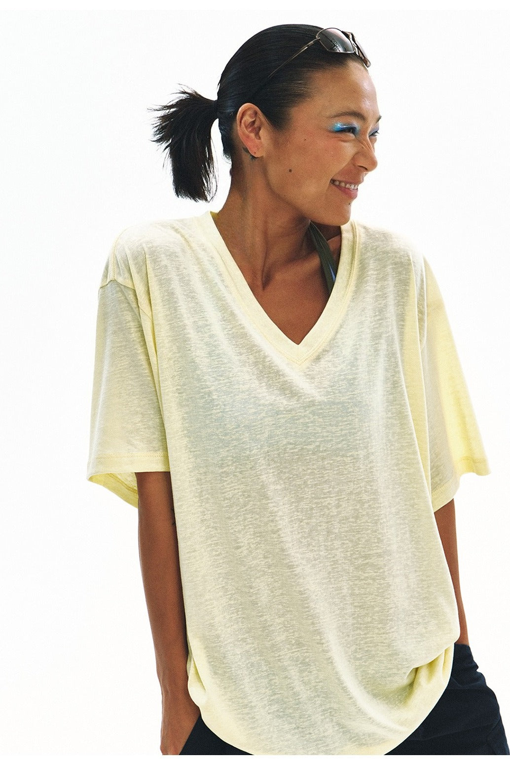 Sheer V-neck short-sleeve tee | 8 color
