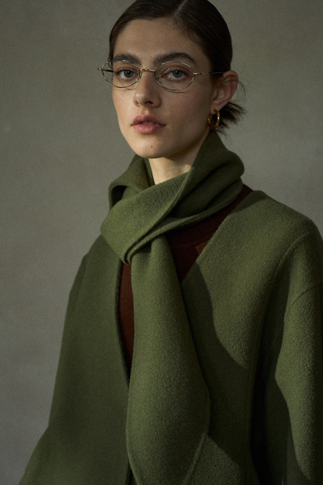 100% wool silhouetted V neck jacket with a scarf | 5 color