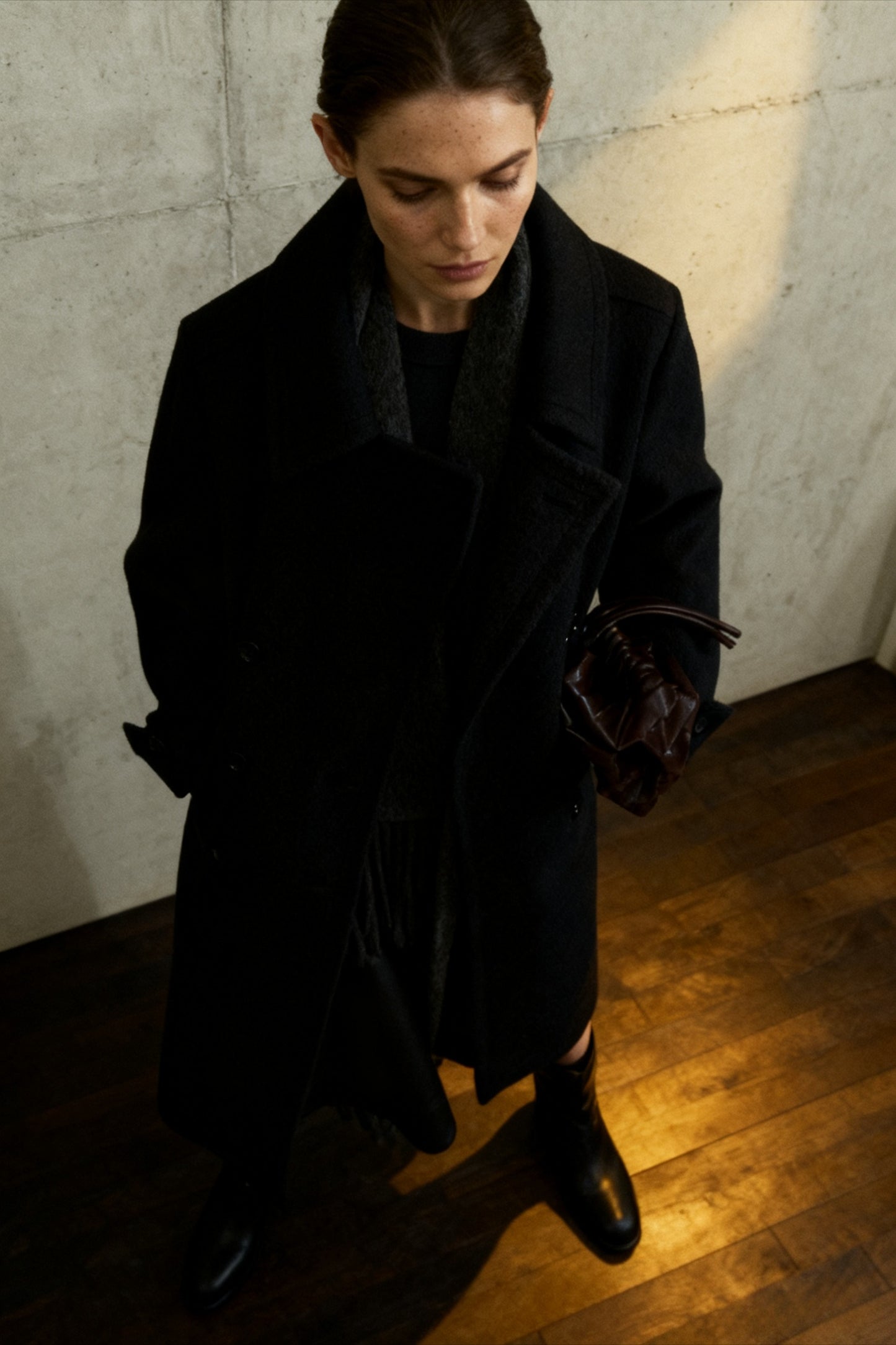 Abrigo de lana 100%, corte holgado, cuello con solapa | 3 colores