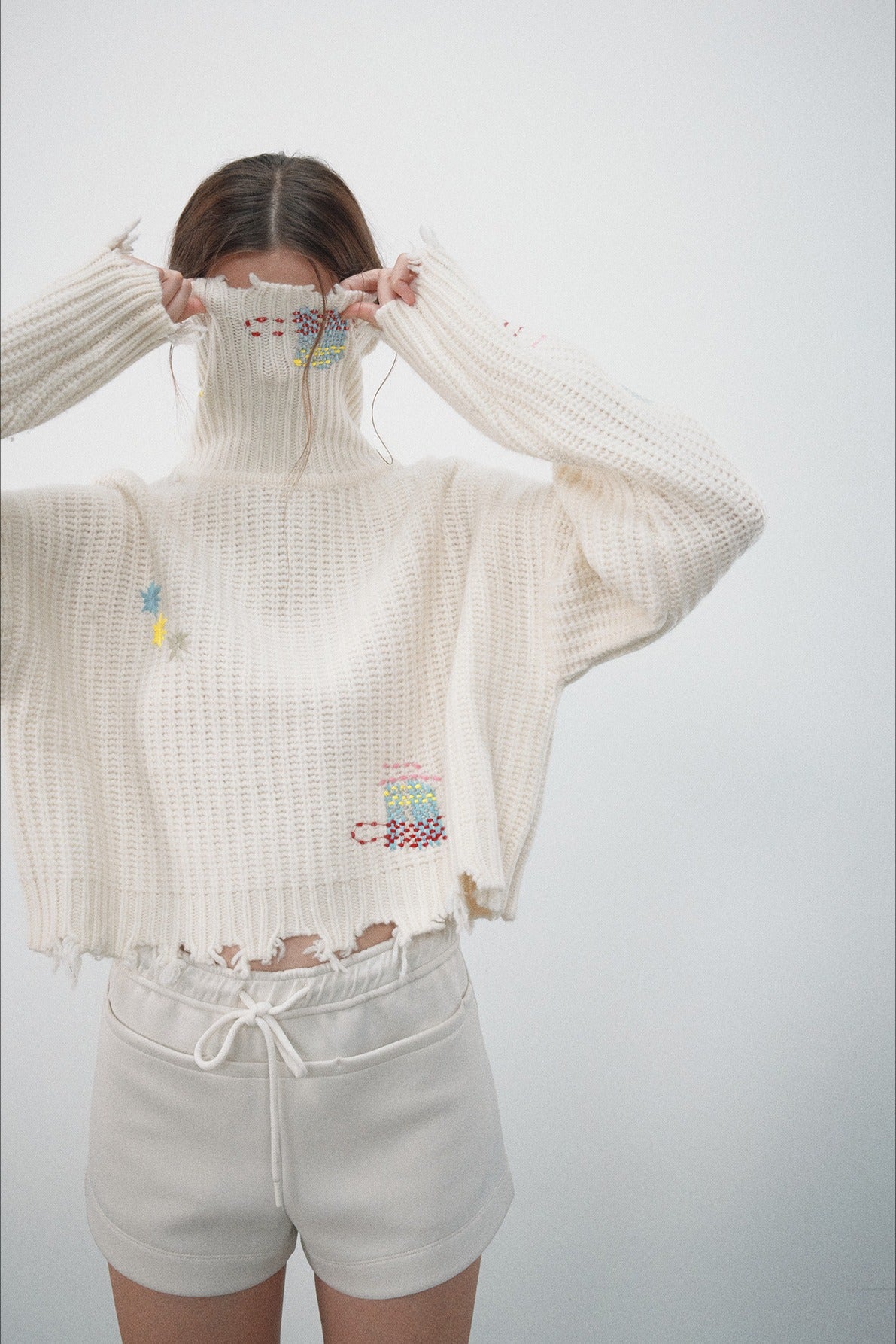 100% wool casual playful embroidery cropped sweater | 3 color