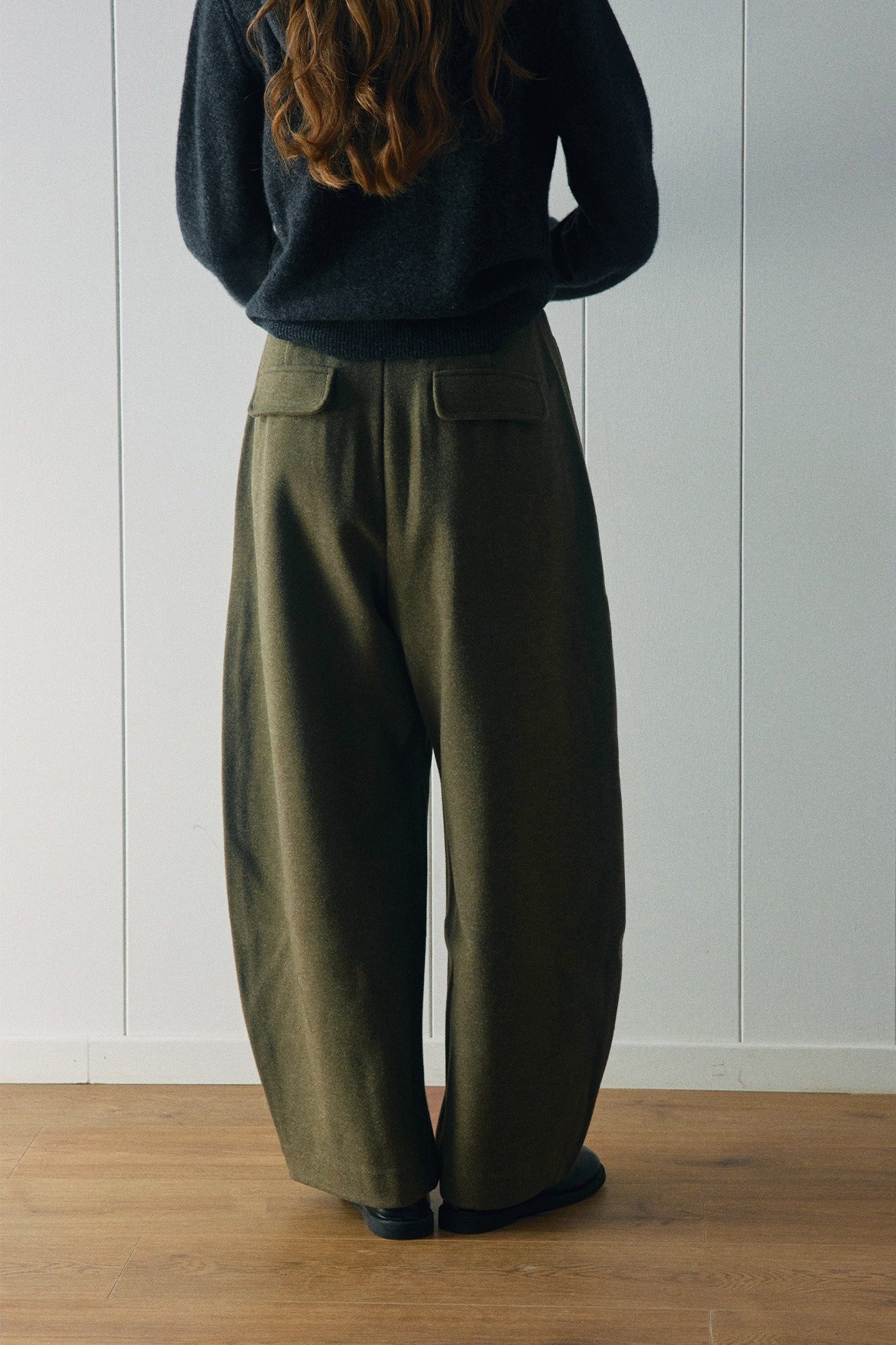 Banana-shape tailored fit casual pants | 3 color
