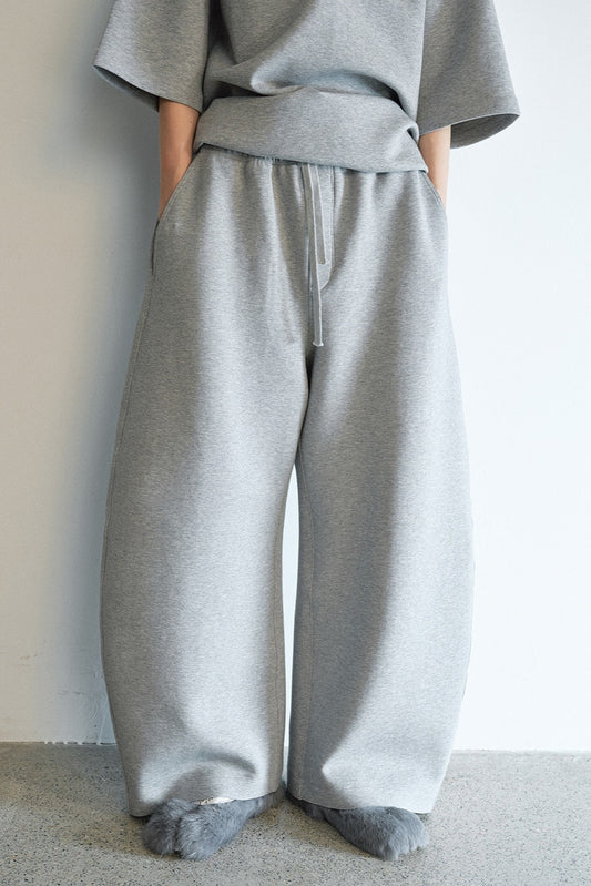 Cotton blend airy fabric banana-shape sweatpants | 3 color