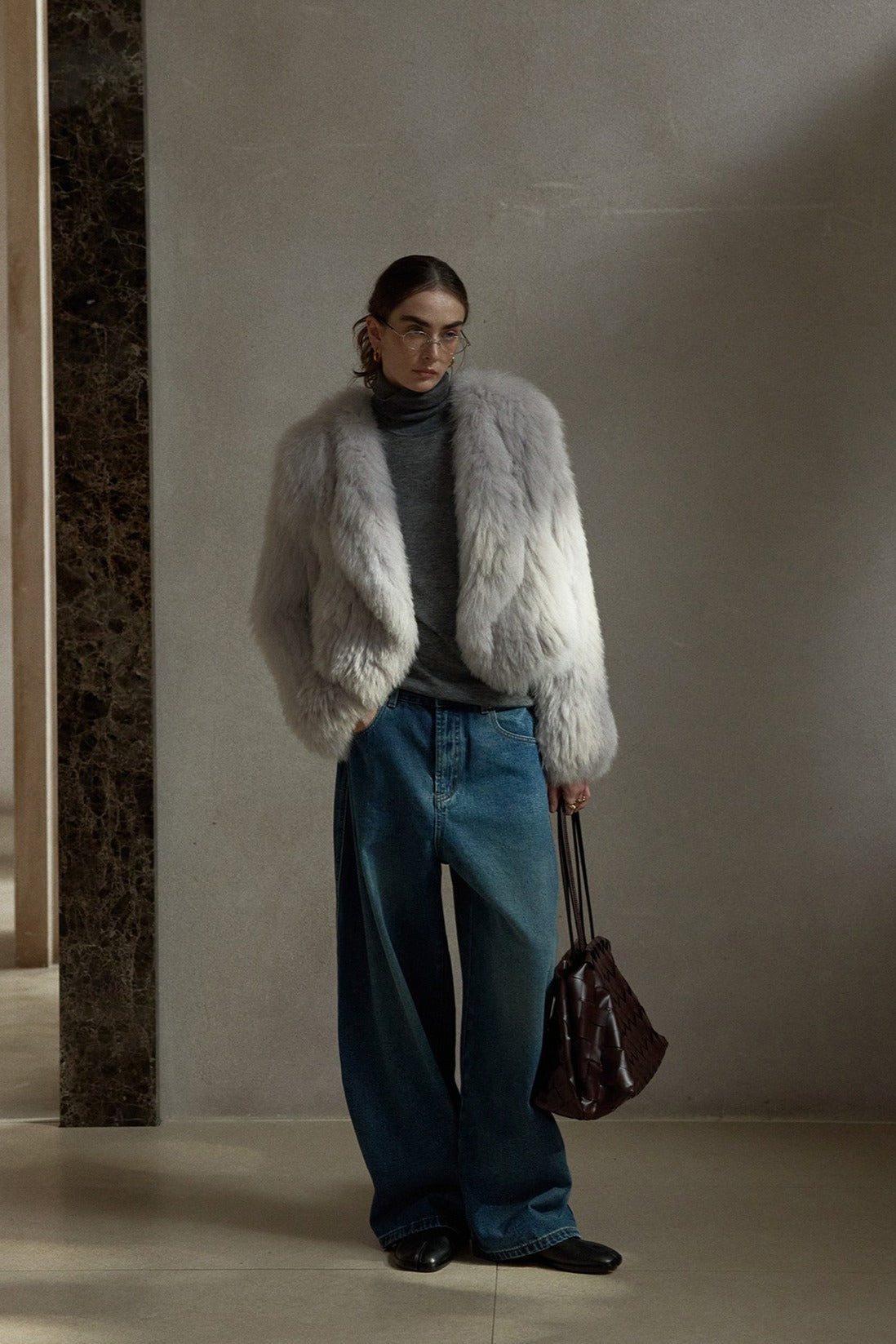 Cotton blend scimitar shape jeans | 2 color