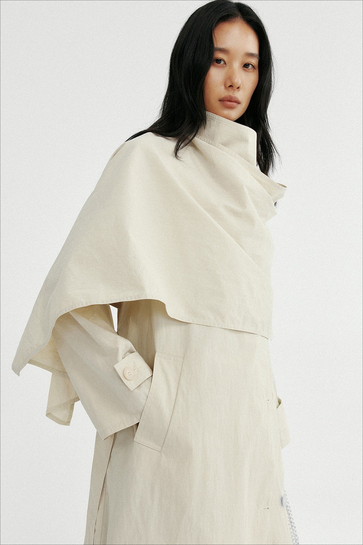 Cotton blend crinkled surface cape trench coat | 2 color