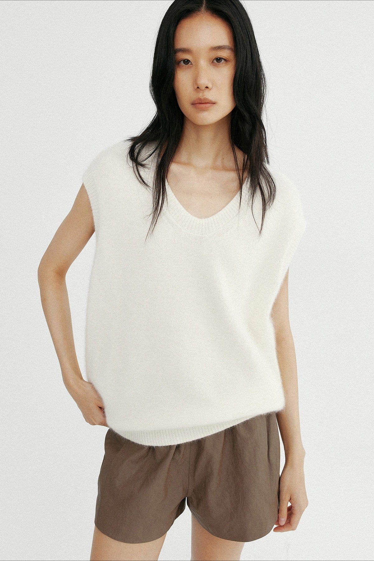 Wool blend long-hair soft V-neck vest | 3 color