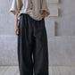 Relaxed scythe shape wide-leg pants