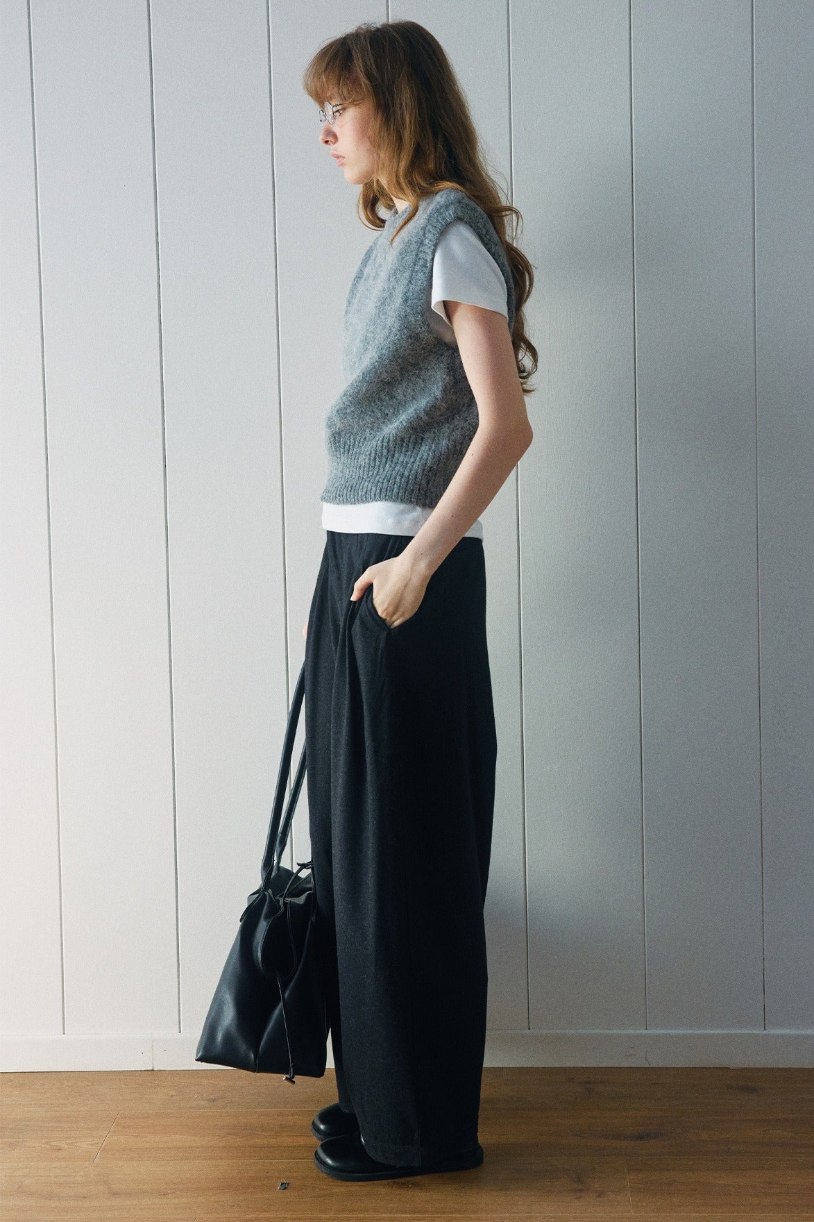 Cotton blend clean-fit silhouetted casual pants | 3 color