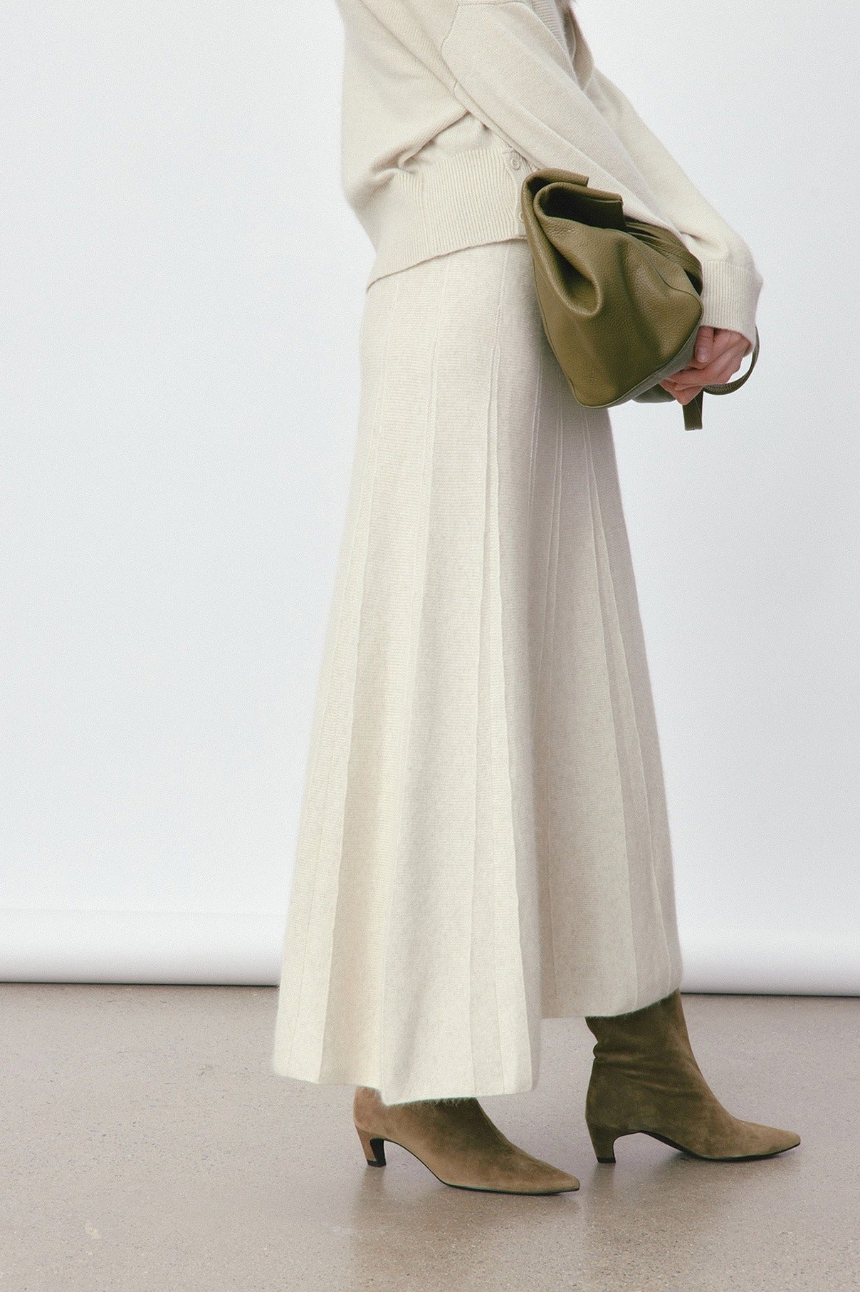 Wool blend soft elegant fishtail hem skirt