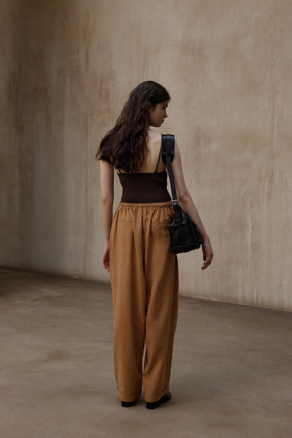 Cotton blend wide leg tapered hem pants | 2 color