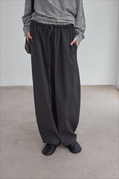 Cotton blend cocoon shape lace waist loose pants dark grey