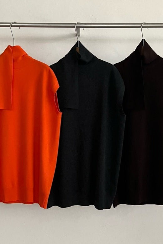 Wool containing relaxed-fit flowing ribbon knit vest | 3 color