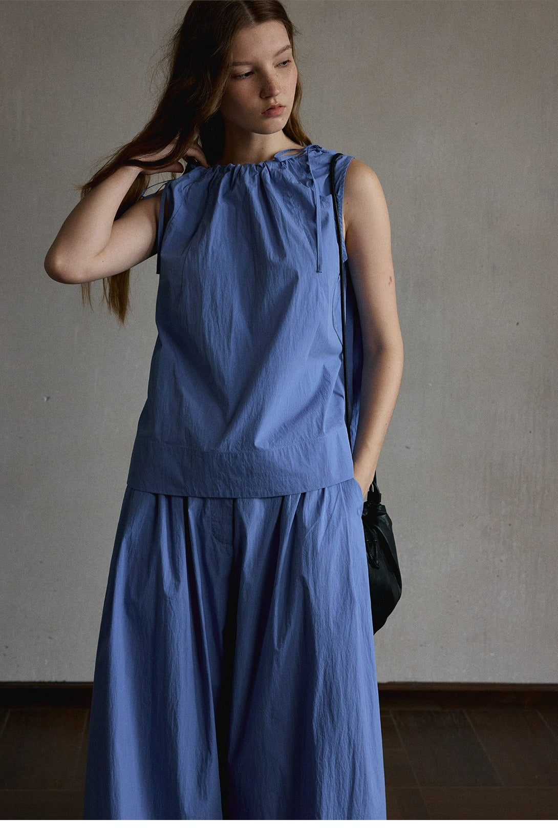 Cotton-nylon blend boat-neck top | 3 color
