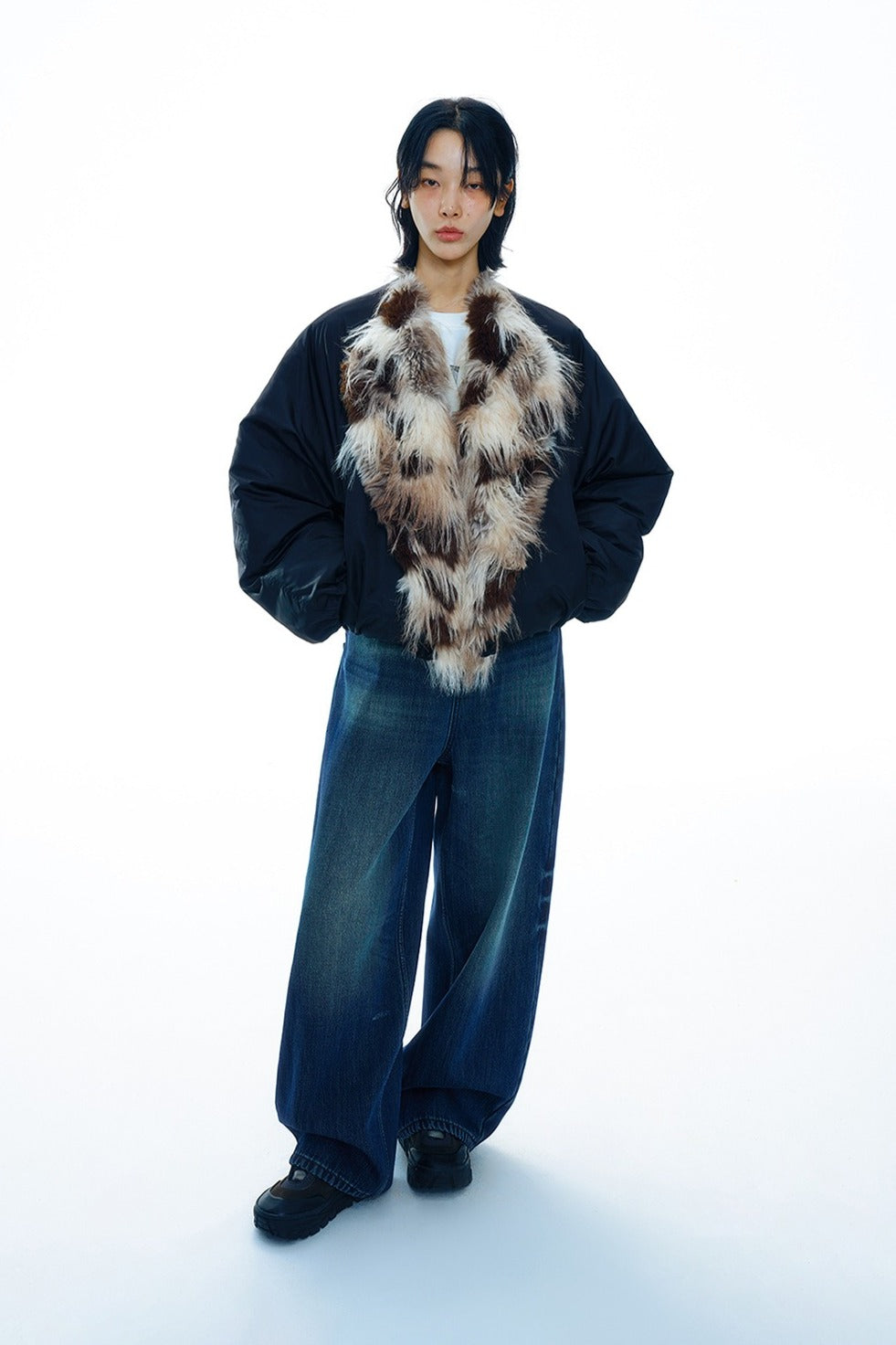 Vintage cropped jacket with plush collar