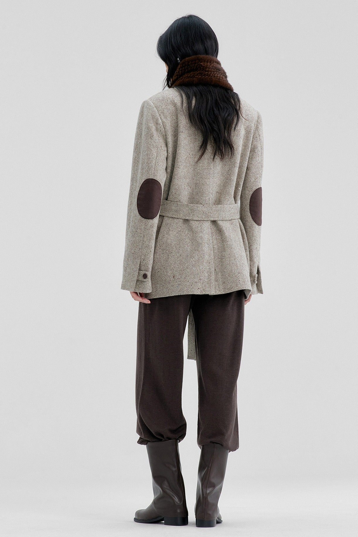 Wool contrasting color elegant mid-length jacket