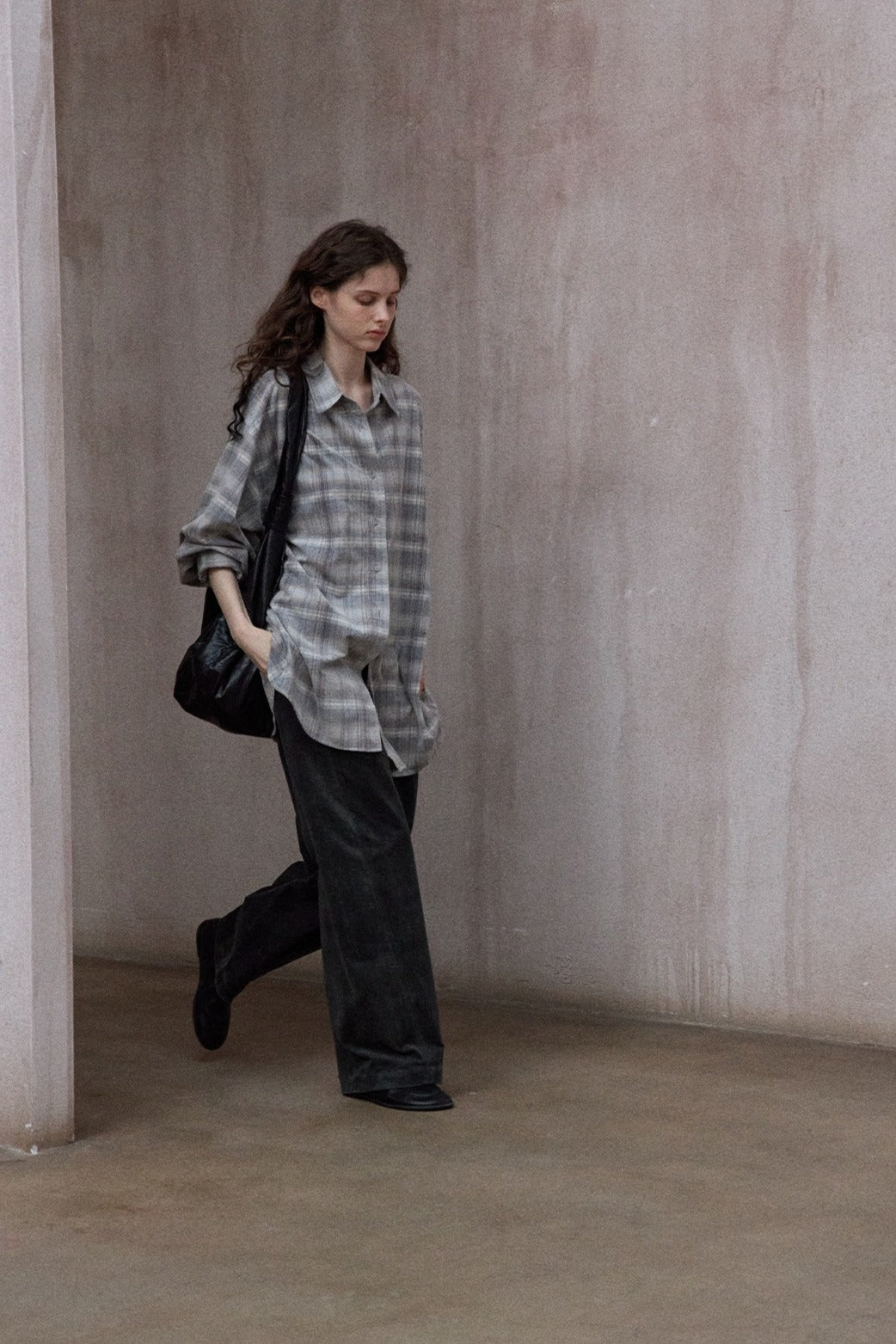 100% cotton oversized-fit corduroy shirt