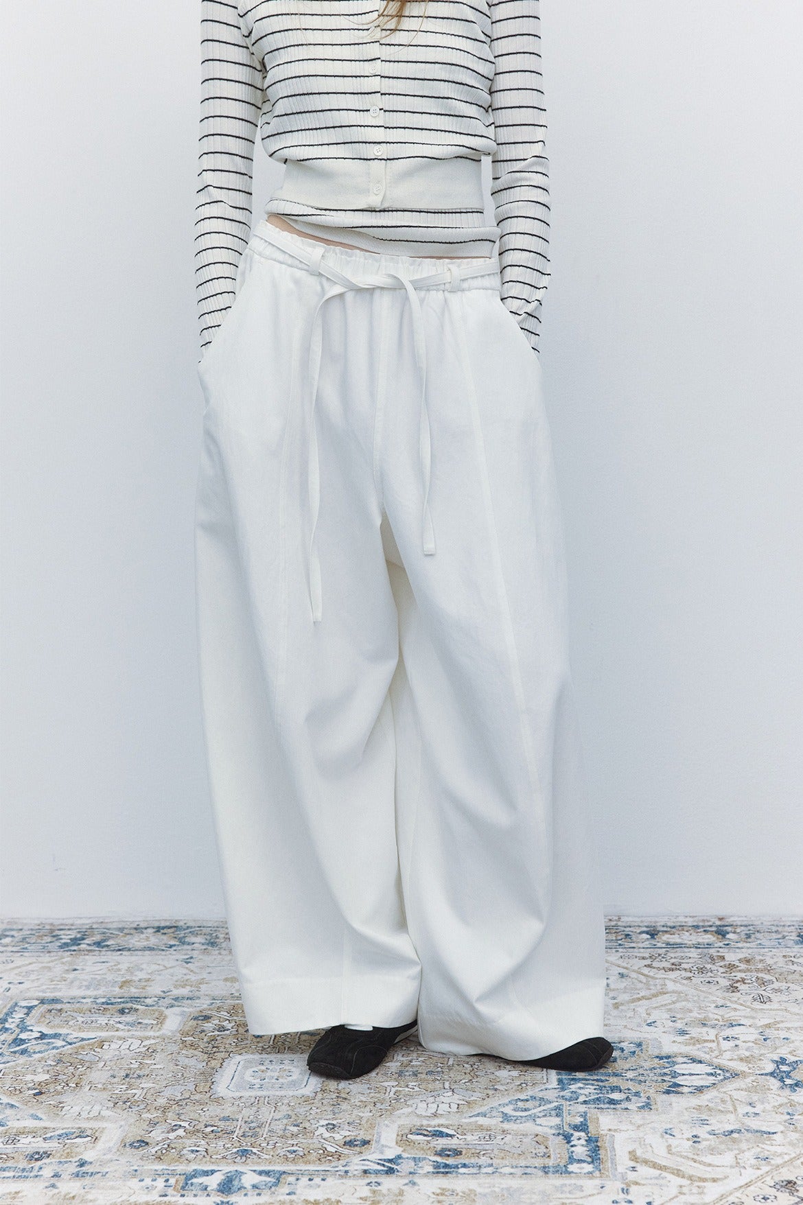 Lyocell-cotton lantern shape relaxed-fit pants | 6 color