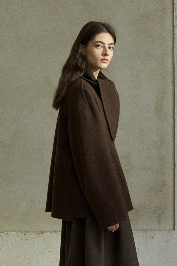 100% wool silhouetted V neck jacket with a scarf | 5 color