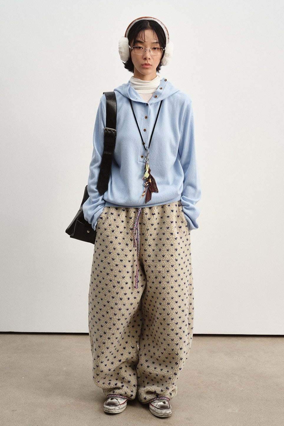 Relaxed-fit banana shape fleece pants | 3 color