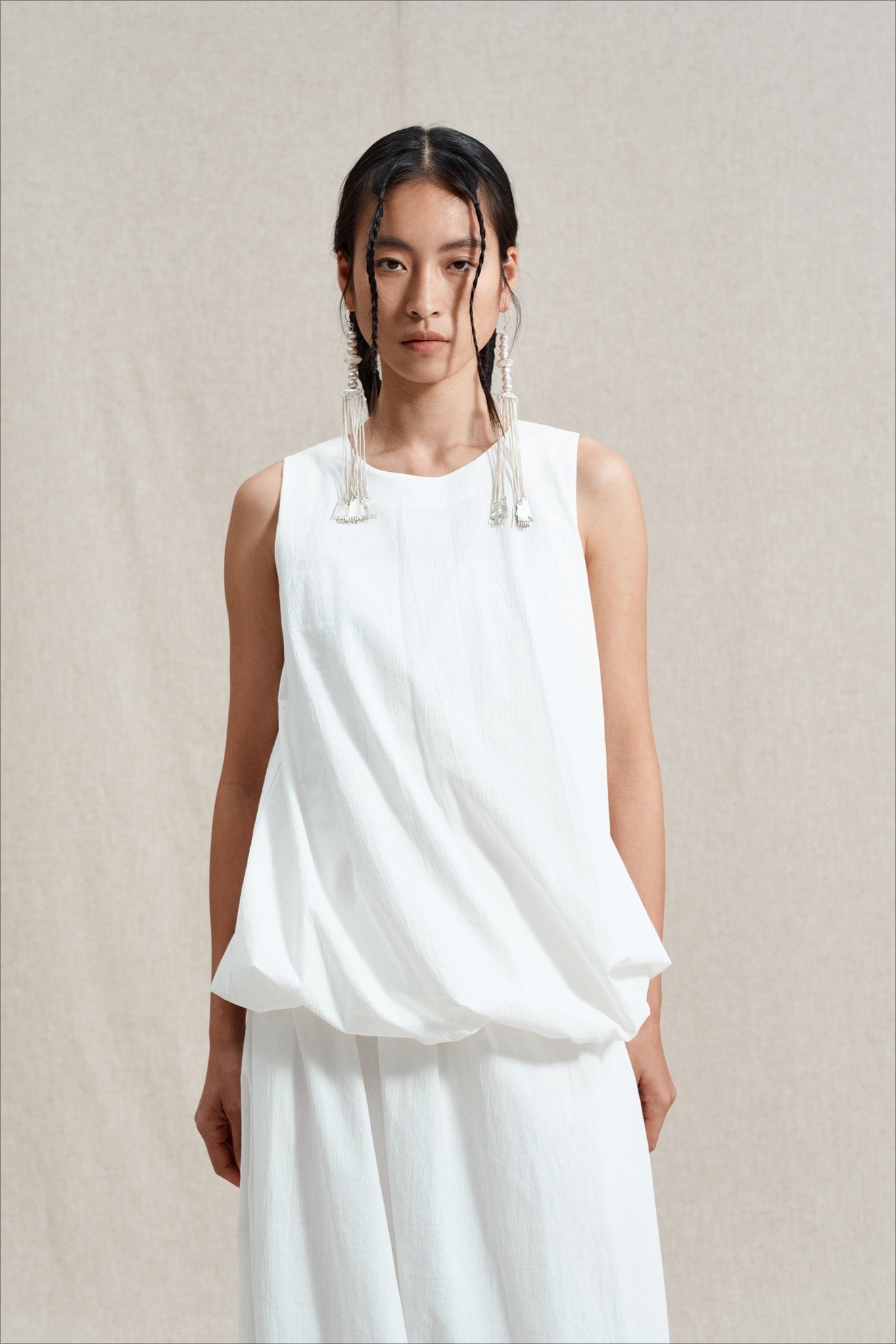 Top romántico con capullos en mezcla de algodón | 2 colores