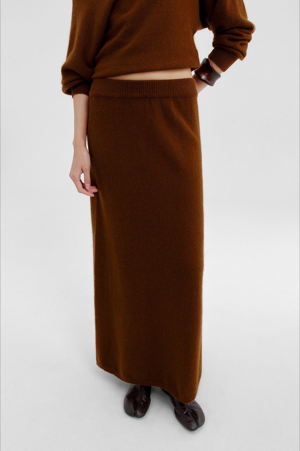 Soft and smooth flattering fit A-ling skirt | 2 color
