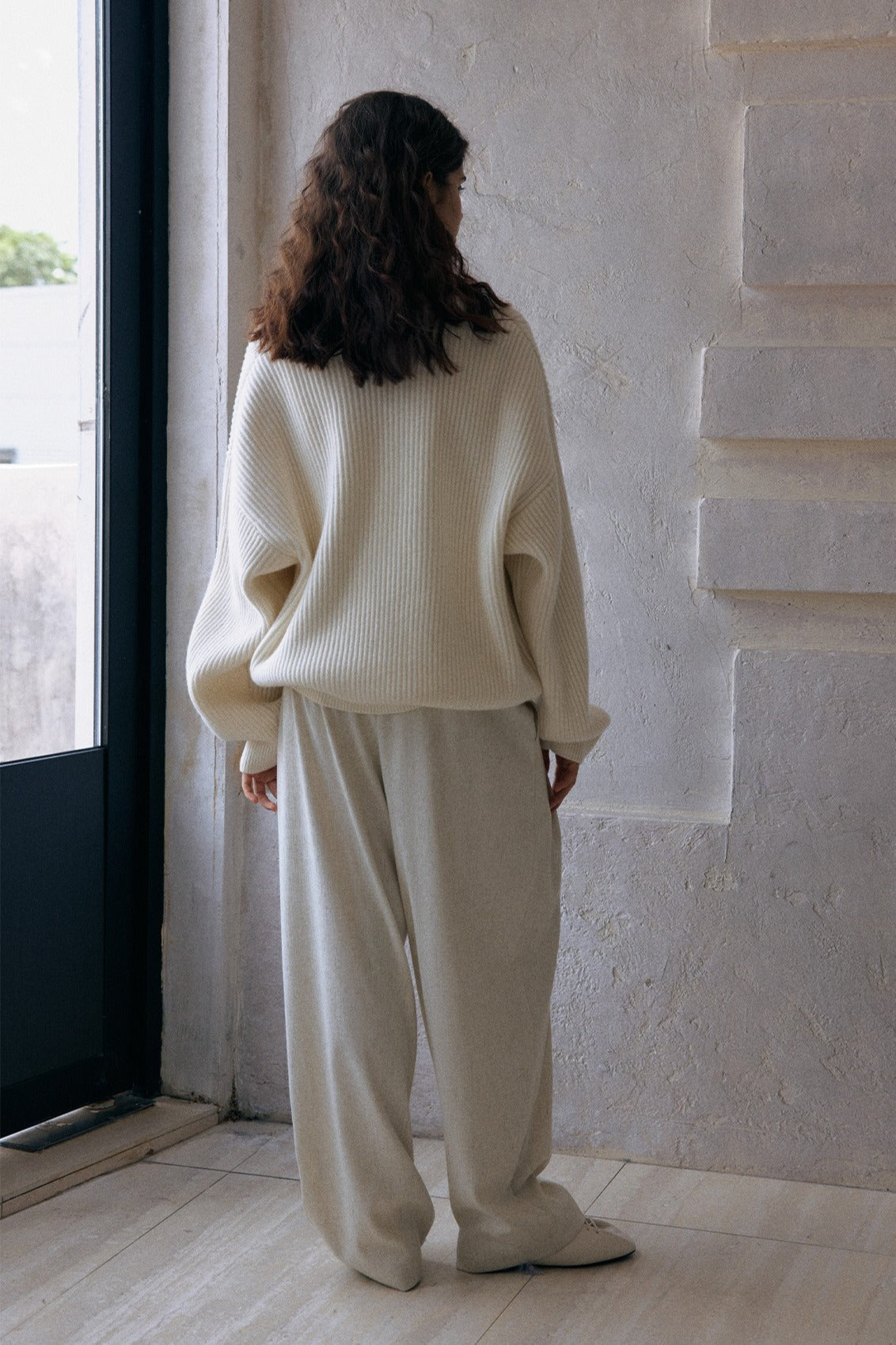 Relaxed fit good drape casual pants