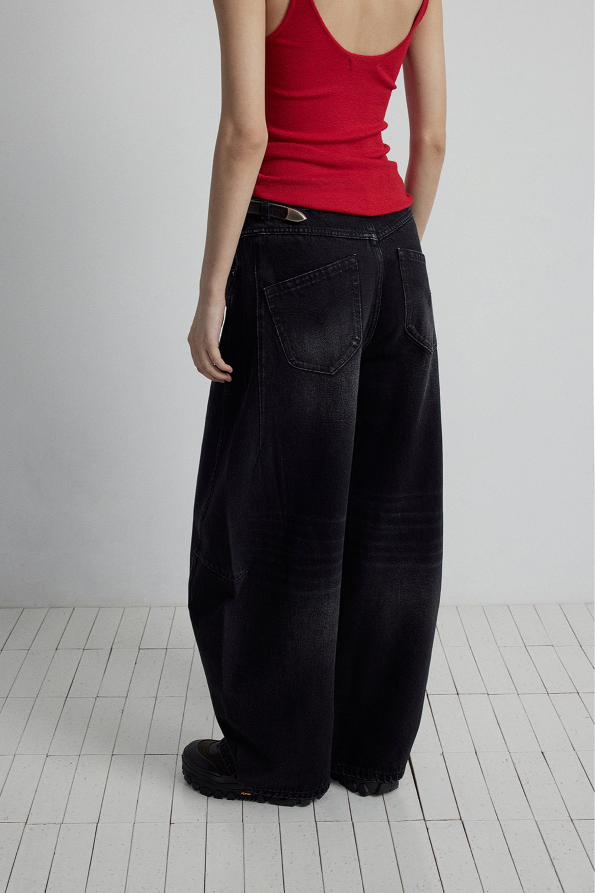 100% cotton banana silhouette jean pants | 3 color