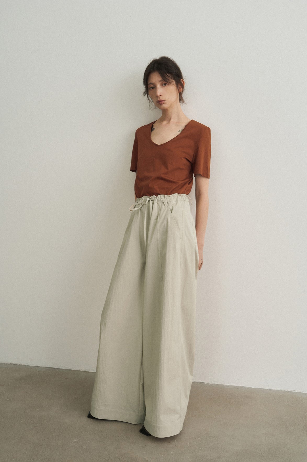 Petal-like waist wide leg pants | 3 color