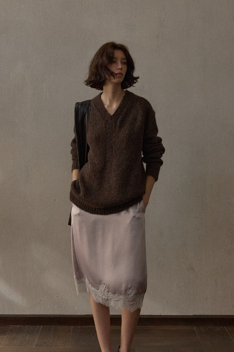 Fluffy alpaca-blend V-neck sweater | 3 color