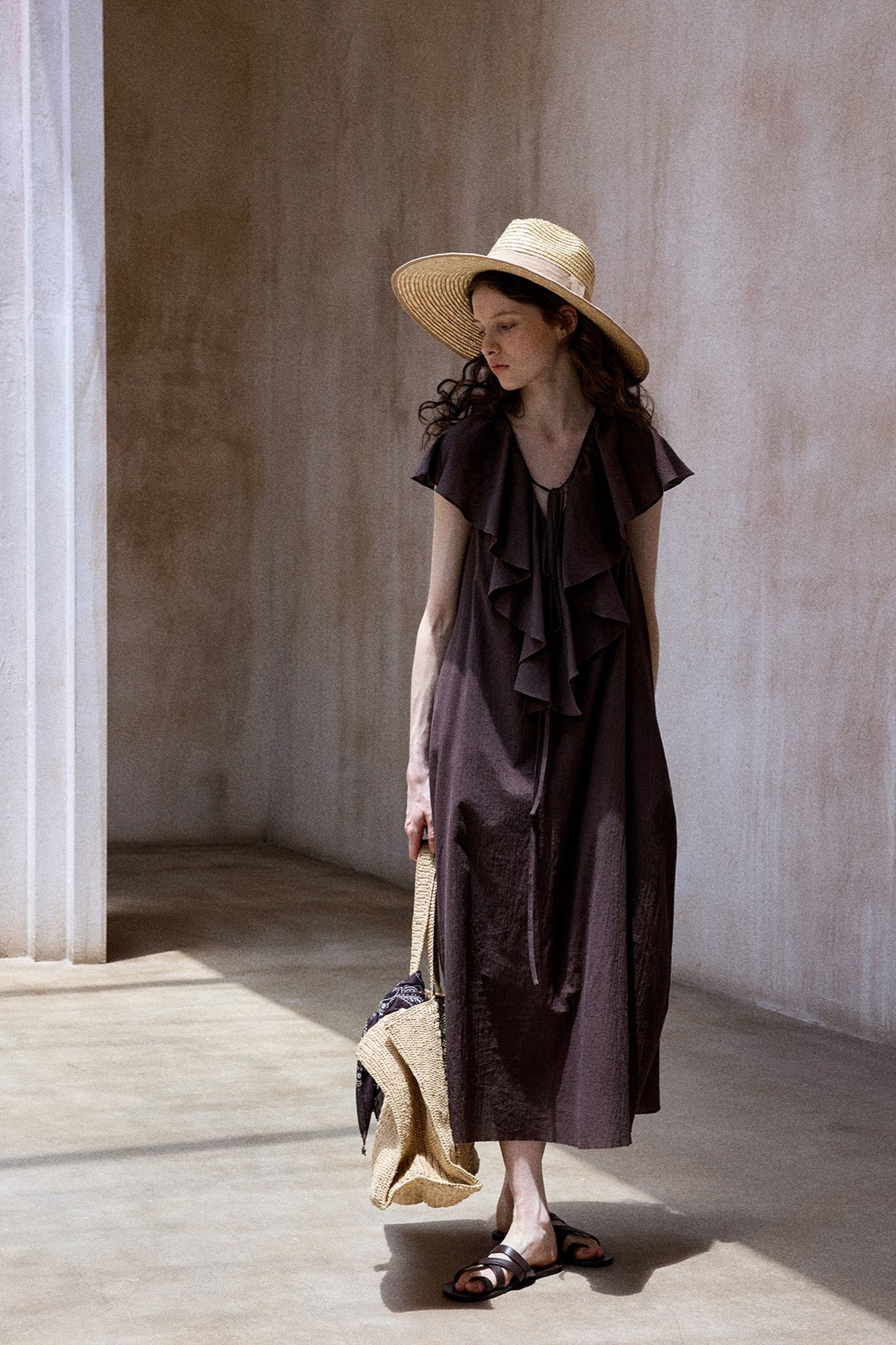 Cotton blend V-neck ruffled collar dress | 2 color