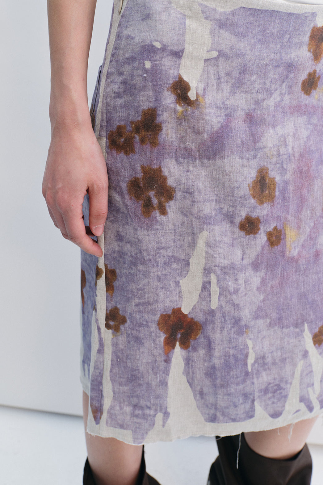100% linen print raw edge straight skirt | 2 color