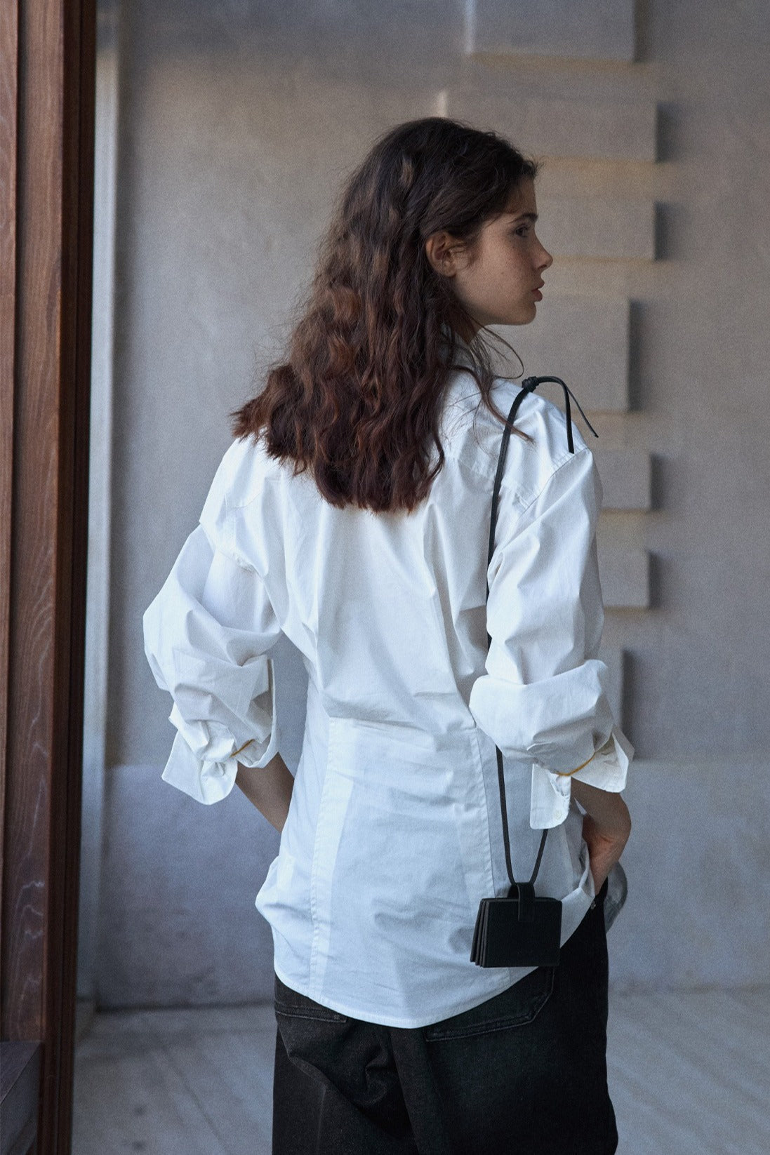 100% cotton waist cinch wide placket shirt