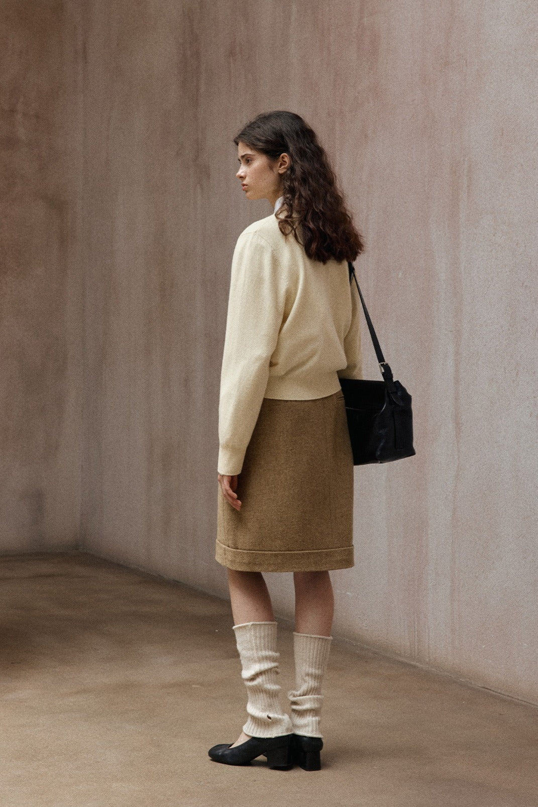 100% wool classic round neck cardigan | 4 color
