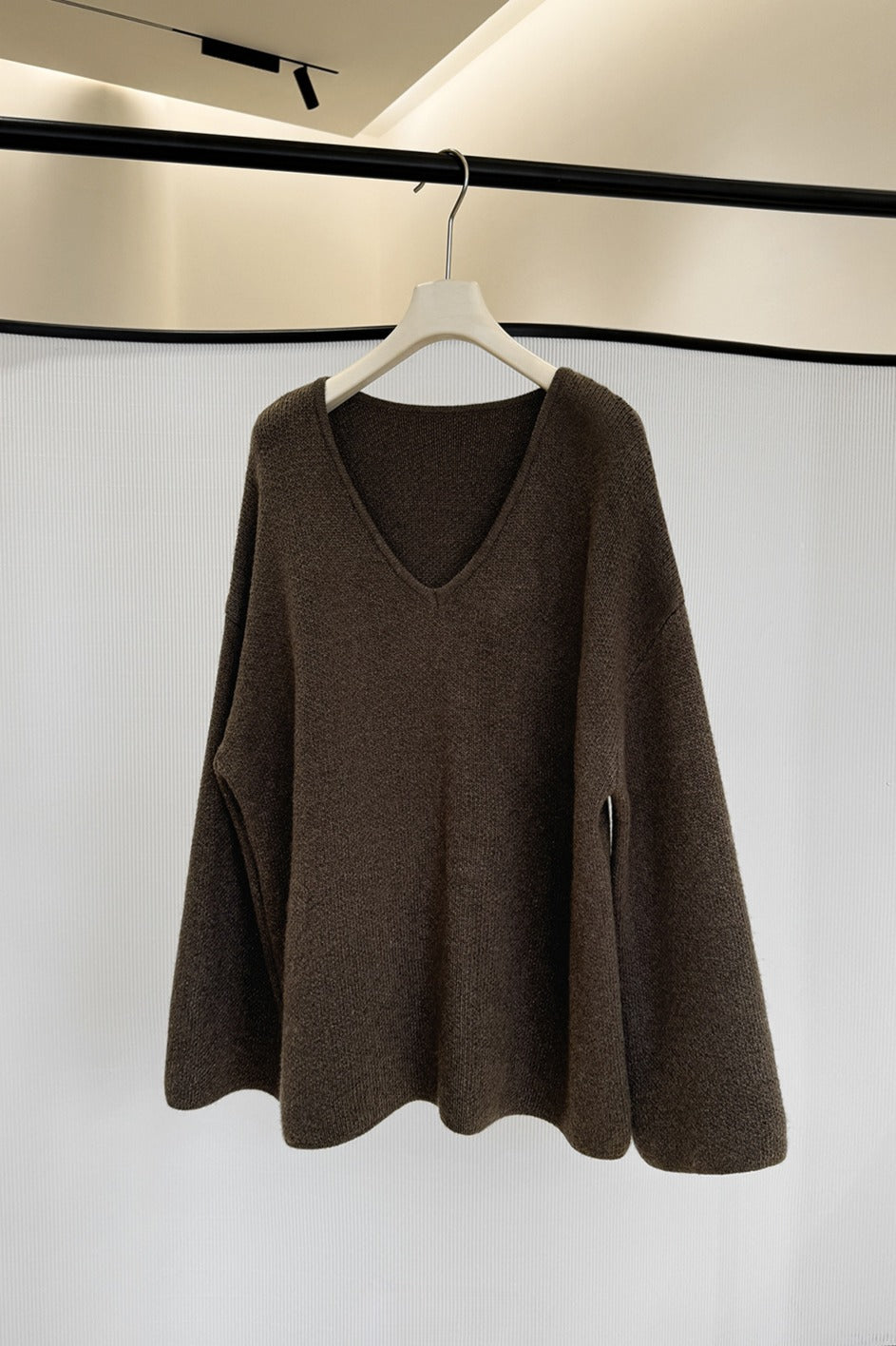 Cotton blend wool loose fit V-neck sweater | 4 color