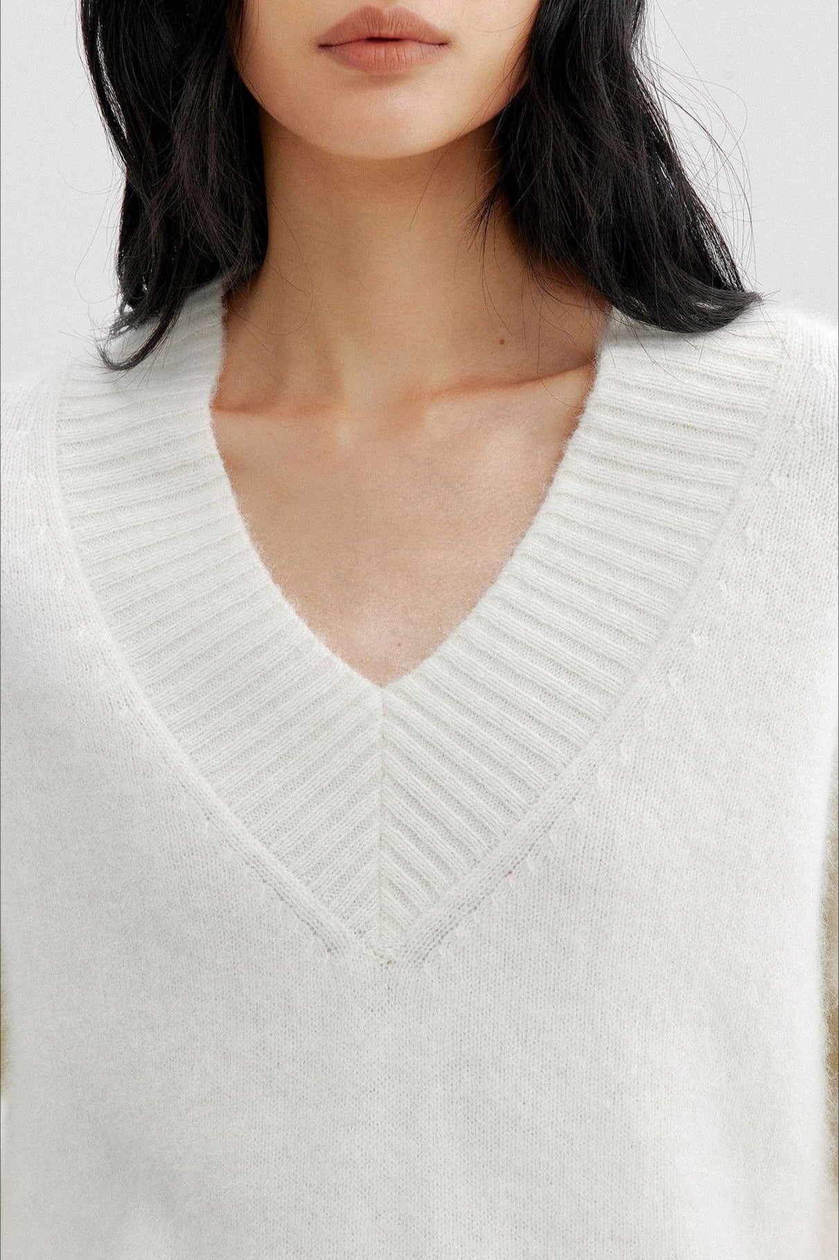 Wool blend soft long hair loose-fit V-neck sweater | 3 color