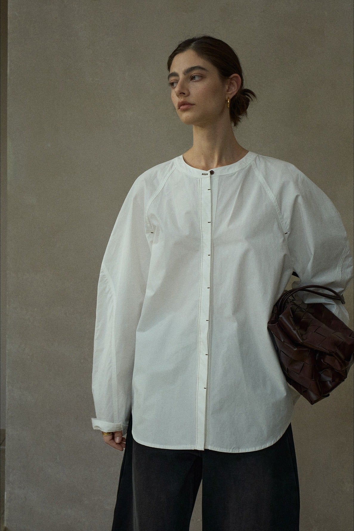 100% cotton contrast stitching loose shirt | 3 color